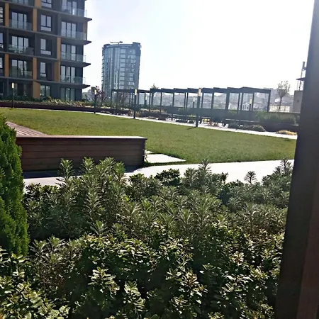 Apartment Lux 2 *